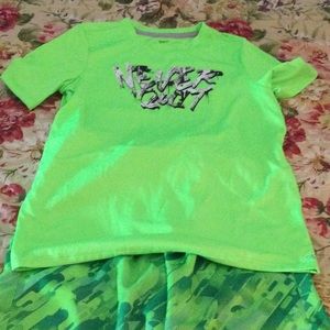 NWOT Boy’s short set size L (14-16)